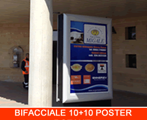totem bifacciale luminoso con 10 manifesti rotanti
